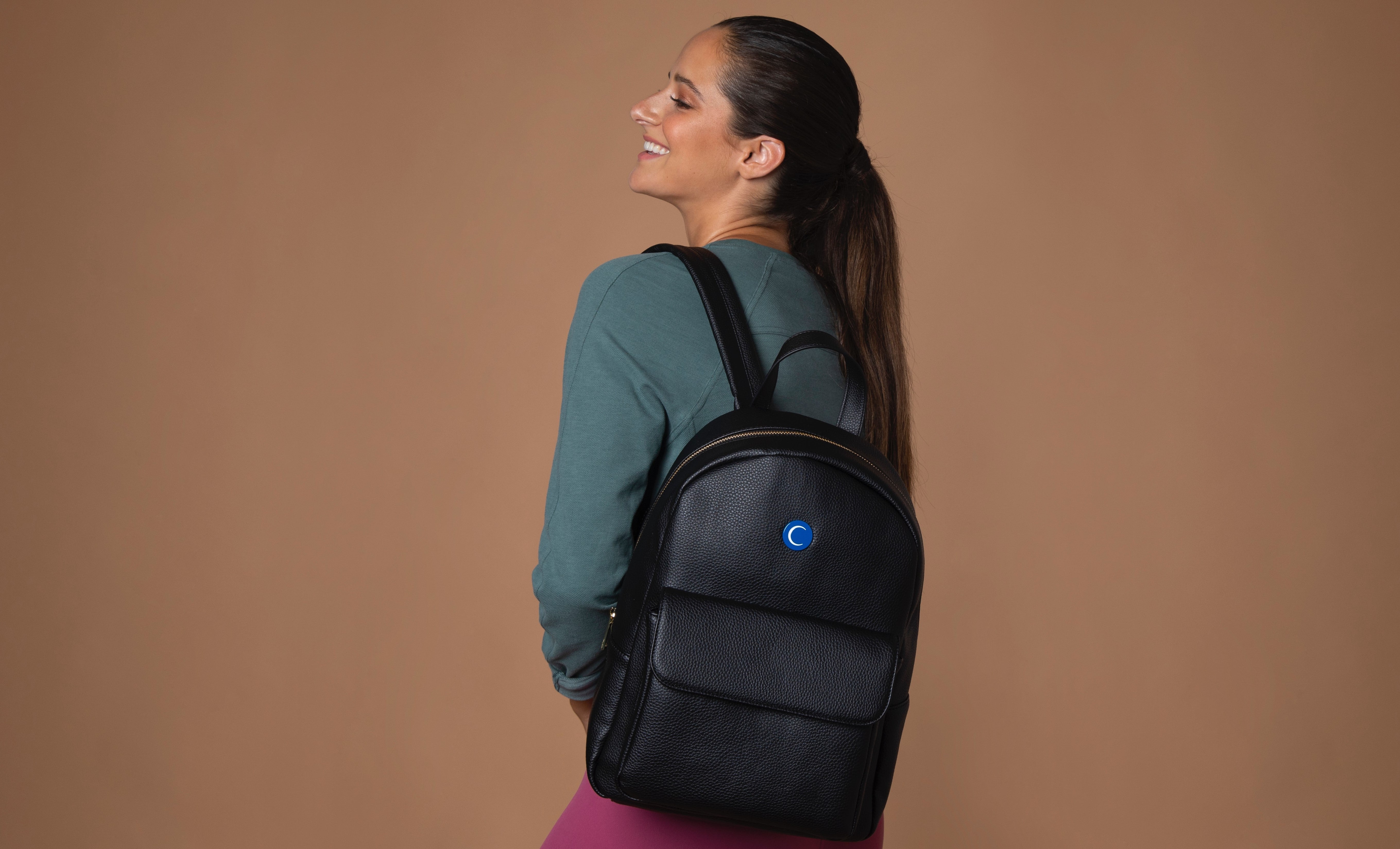 backpacks4less.com