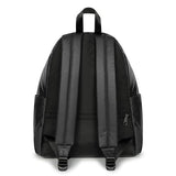 EASTPAK Day Pak'r – 24L Backpack with 14-inch Laptop Sleeve, Front & Security Pockets, Side Bottle Holder, Adjustable Straps, Tarp Black2