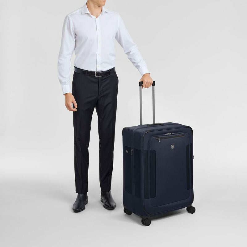 Victorinox Werks Traveler 7.0, Large Case, 8-Wheel Softside Expandable Travel Case, Navy Blue
