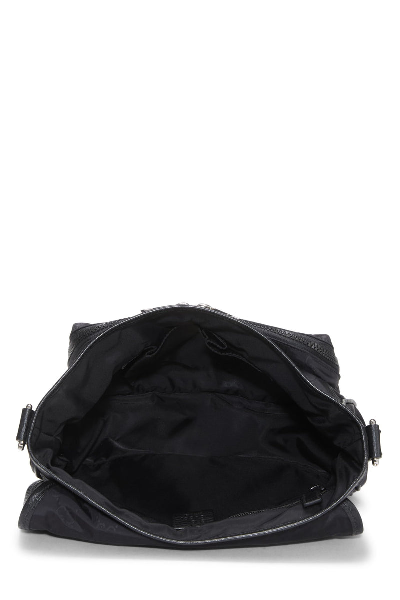 Gucci, Pre-loved Black Nylon Buckle Flap Messenger Small, Black