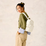 Vera Bradley Women's Featherweight Small Banbury Backpack, Pumice Stone, One Size