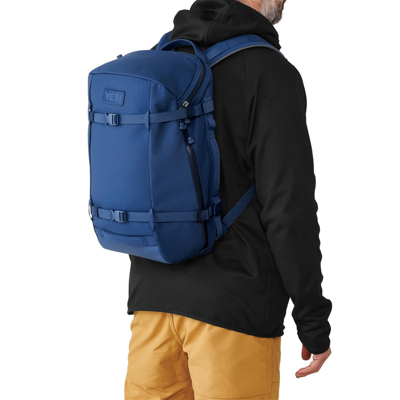 YETI Crossroads Backpack 22L, Black