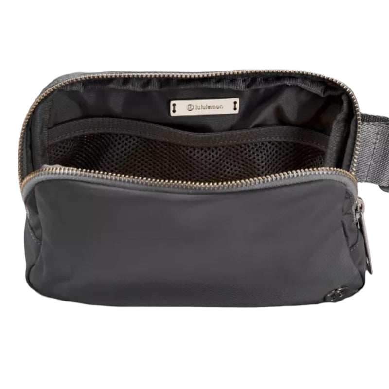 Lululemon Athletica Everywhere Belt Bag 1L (Asphalt Grey)