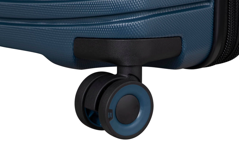 It Luggage Precursor Titan 27" Hardside Checked 8 Wheel Expandable Spinner, Majolica Blue