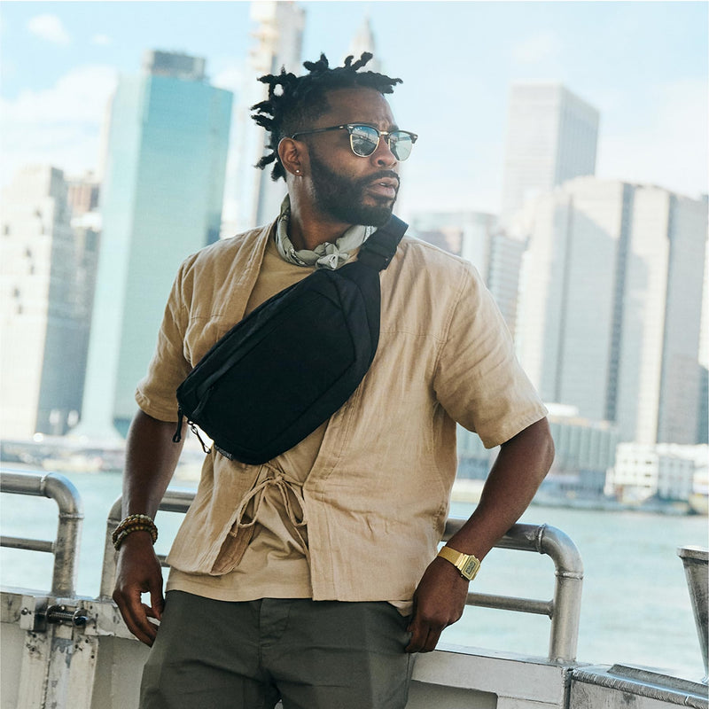 Chrome Industries Sabin Sling Bag for Men and Women – Large Main Compartment, Lightweight Recycled Materials and Metal Adjuster Buckle – 6L, Black