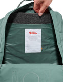FJALLRAVEN 23510-631-241 Kånken Sports backpack Unisex Foliage Green-Peach Sand One Size
