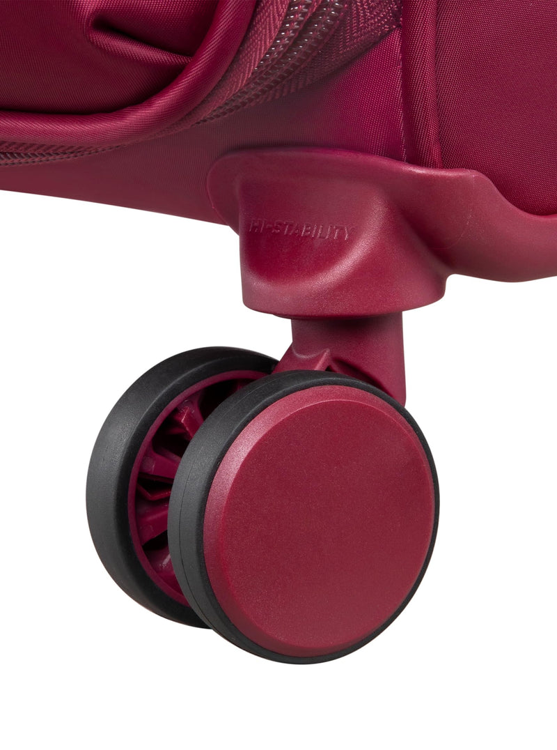 It Luggage Lustrous Luxe 32" Softside Checked 8 Wheel Spinner, French Port