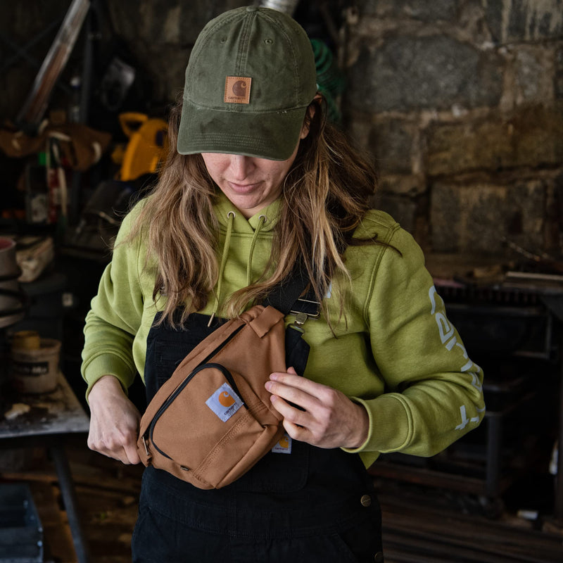 Carhartt Adjustable Waist Pack, Durable, Water Resistant Hip Pack, Classic Waist Pack (Carhartt Brown)