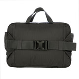 Bolsa de paseo Eddie Bauer de 7L con correa de hombro extraíble y cinturón ajustable, negro carbón