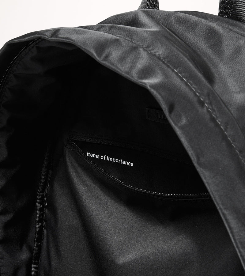 Lululemon Everywhere Backpack (Black)