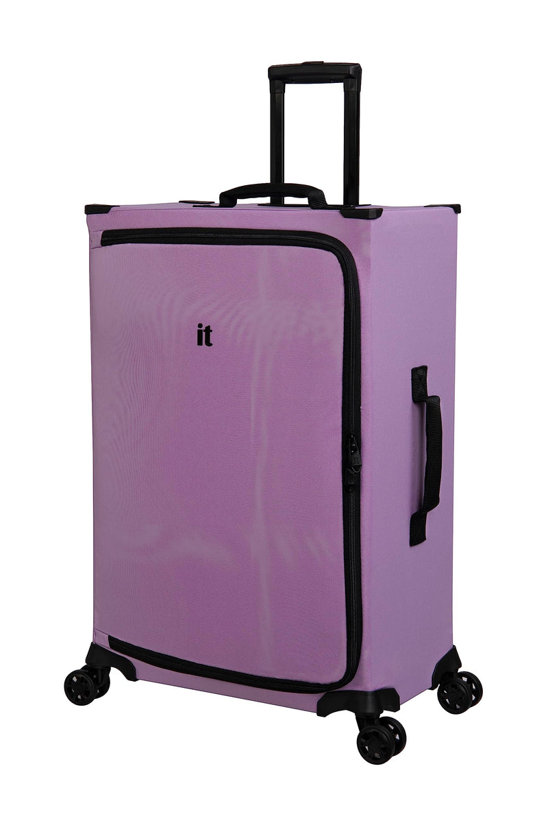 it luggage MaXpace 27" Softside UltraLight Checked Spinner