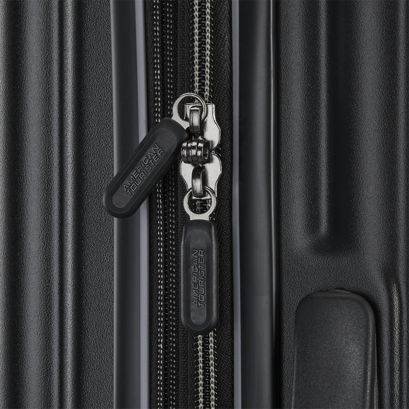 American Tourister Fathead Large Checked Luggage - Customize with Favorite Sports or Character Decal - Durable ABS Hardshell with 1.5" Expansion - 360° Spinner Wheels - RightHeight™ Handle - Black