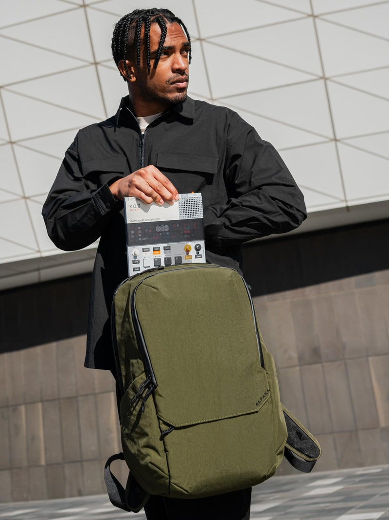 ALPAKA Elements Backpack Pro 24L - Green Laptop Backpack Fits 16'' Laptop with Dual Bottle Pockets, Travel Backpack for Men, Weather - Resistant 400D Axoflux Fabric for Business or College