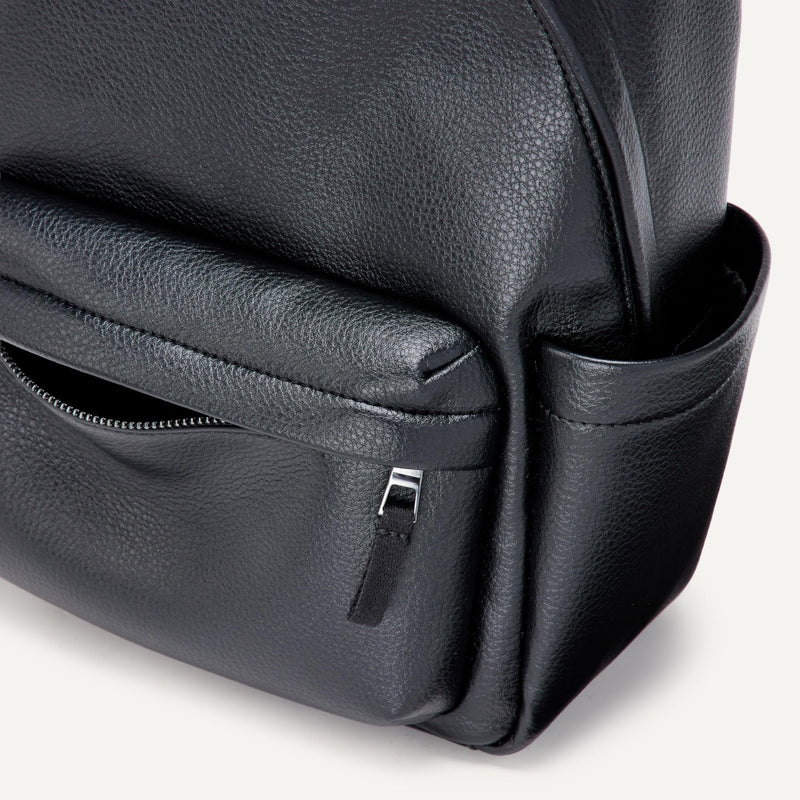 Amazon Essentials Women's Faux Leather Small Backpack Bag, Black, One Size