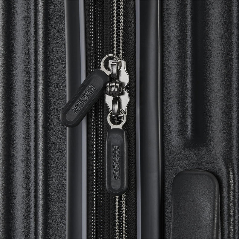 American Tourister Fathead Large Checked Luggage - Customize with Favorite Sports or Character Decal - Durable ABS Hardshell with 1.5" Expansion - 360° Spinner Wheels - RightHeight™ Handle - Black