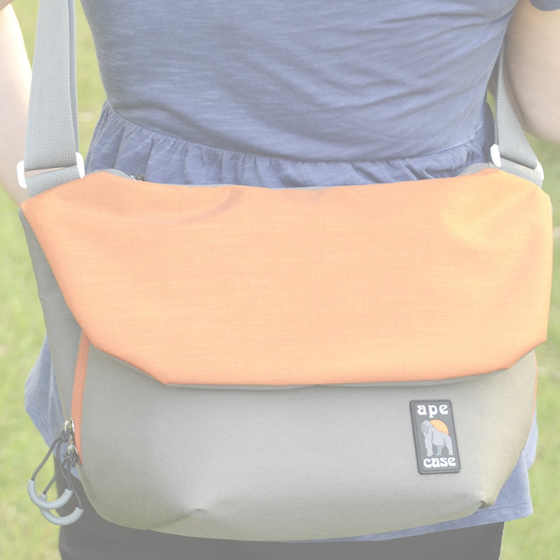 Ape Case, Messenger Bag, Large, Orange, Camera Insert Included, Shoulder Strap Included, Tablet Compartment (AC580OR)