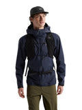 Arc'teryx Aerios 18 Backpack Unisex | Ultralight 18L Daypack with a Customizable Fit | Black, Regular
