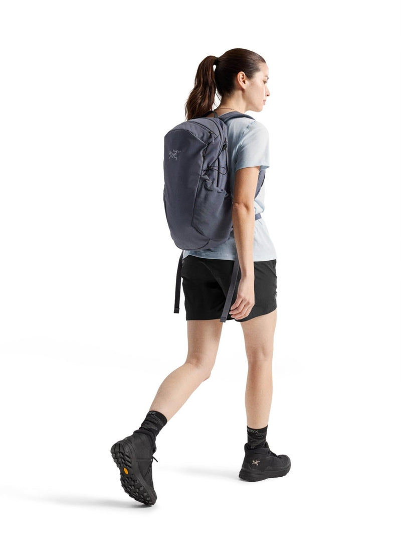 Arc'teryx Mantis 16 Backpack Unisex | Sleek, Compact 16L Daypack | Dark Stratus, One Size
