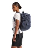 Arc'teryx Mantis 26 Backpack Unisex | Highly Versatile 26L Daypack | Dark Stratus, One Size