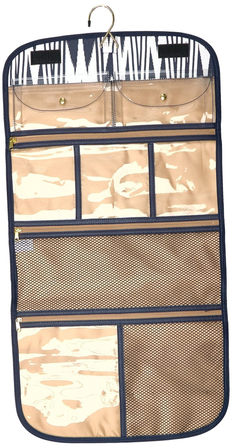 Buxton Chevron Travel Hanging Kit
