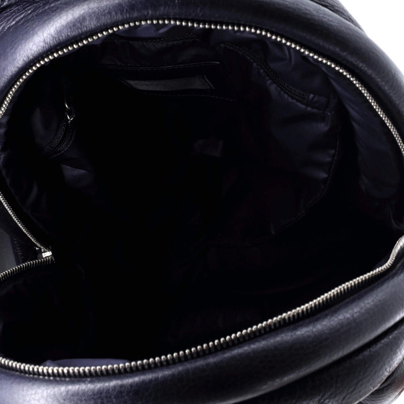 Chanel, Pre - Loved Doudoune Backpack Leather Medium, Blue