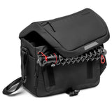 Manfrotto Advanced Messenger M III, Photography Bag for DSLR Cameras with Lenses, Camera Bag with Tripod Mount and Rain Cover, Photography Accessories