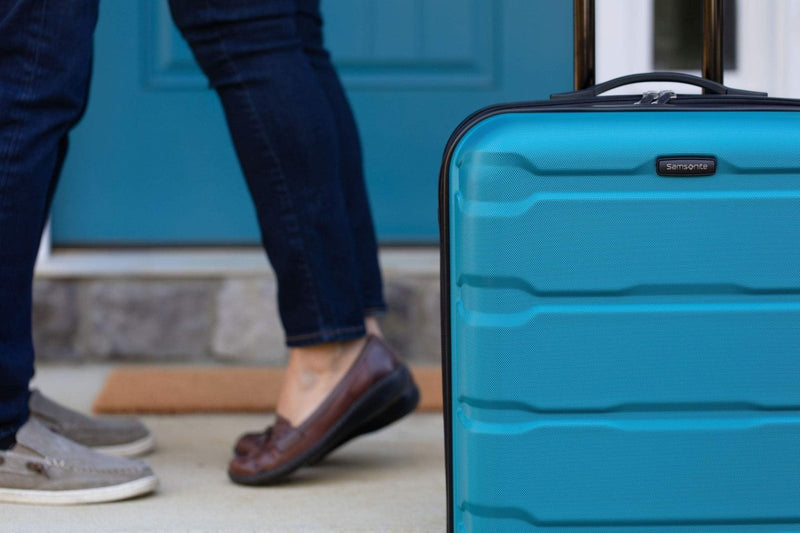 Samsonite Omni PC Hardside Expandable Luggage with Spinner Wheels, Caribbean Blue, 3 - Piece Set (20/24/28)