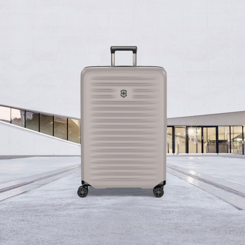 Victorinox Airox Advanced Large Hardside Case - Stone White