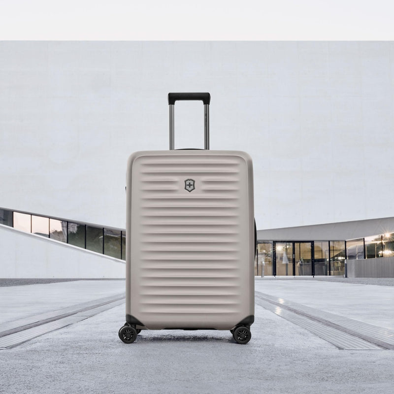 Victorinox Airox Advanced Medium Hardside Case - Stone White