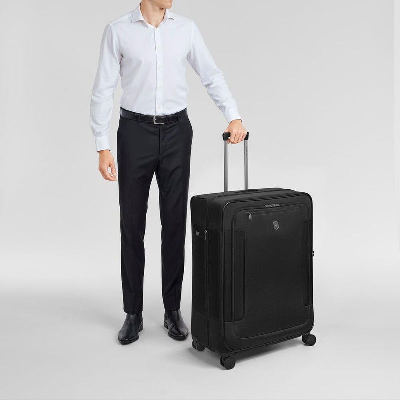 VictorinoxWerks Traveler 7.0, Extra Large Case, 8 - Wheel Softside Expandable Travel Case, Black