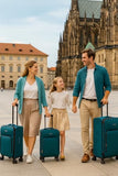 World Traveler Dejuno Jasper Lightweight Expandable Spinner Luggage, Green, 3 - Piece Set(20in,24in,28in)