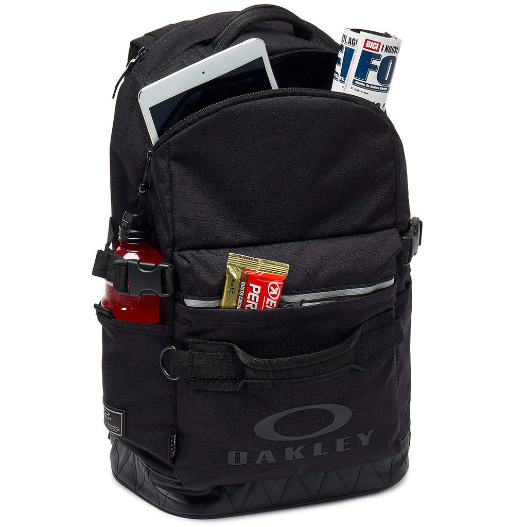 Oakley Mens Men's Utility Backpack, Blackout, NOne SizeIZE - backpacks4less.com