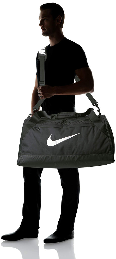 Nike Brasilia Training Duffel Bag, Versatile Bag with Padded Strap