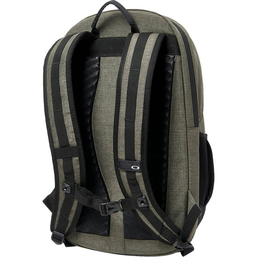Oakley Men s Voyage 2.0 dark brush No No Size backpacks4less