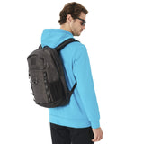 Oakley Mens Voyage 22L Backpack One Size Blackout - backpacks4less.com