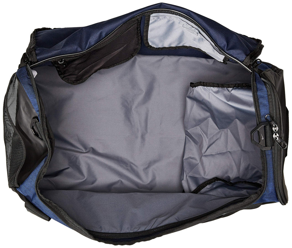 Nike Brasilia Training Medium Duffle Bag (Black/Black/Silver, Medium) :  : Sports & Outdoors