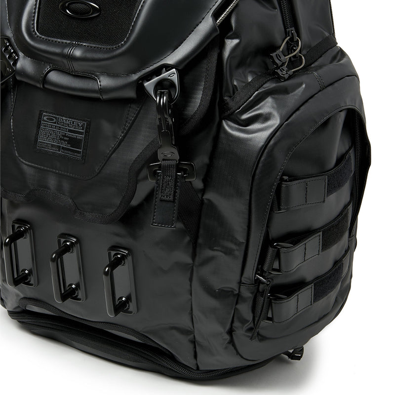 Oakley Kitchen Sink Lx Designer Accessory, stealth black, One Size - backpacks4less.com