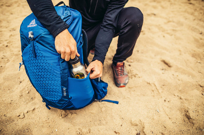 Gregory Mountain Products Zulu 30 Liter Men's Hiking Daypack, Fiery Red, Small/Medium - backpacks4less.com